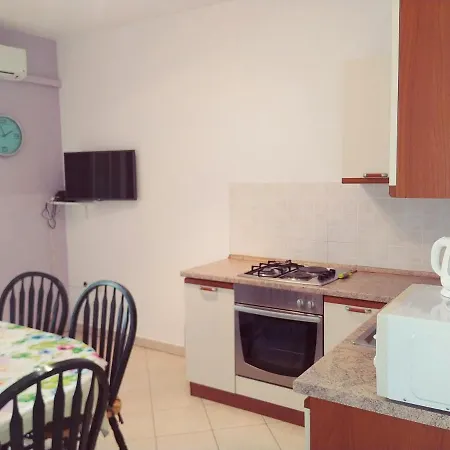 Apartment Vinka Tribunj Tribunj (Sibenik-Knin)