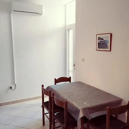 Apartment Vinka Tribunj Tribunj (Sibenik-Knin)