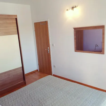 Vinka Tribunj * Tribunj (Sibenik-Knin)