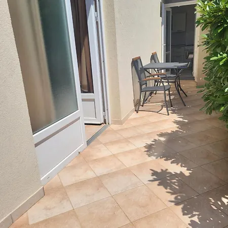 Vinka Tribunj Апартаменты *