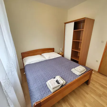 Vinka Tribunj Апартаменты Трибунь