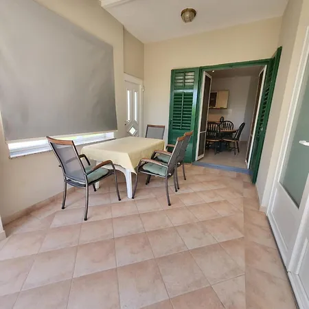 Апартаменты Vinka Tribunj Трибунь