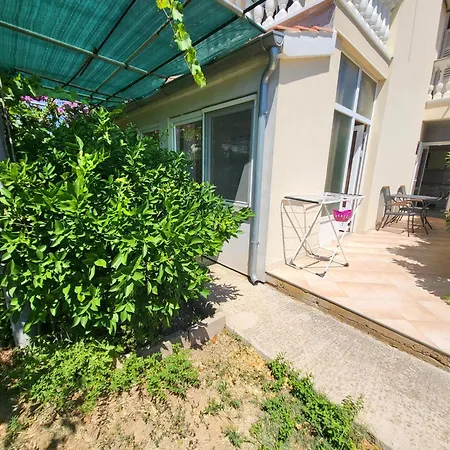 Апартаменты Vinka Tribunj