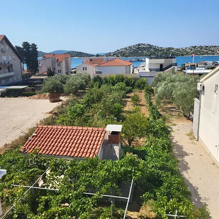 Vinka Tribunj Apartment